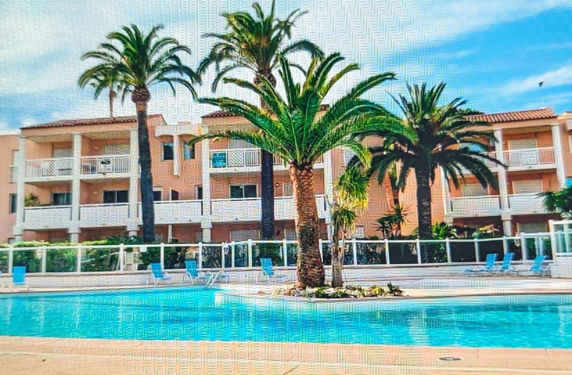 Residence De Vacances Avec Piscine & Transat, A 2 Minutes Des Plages - Bat N2 瓦洛里 外观 照片